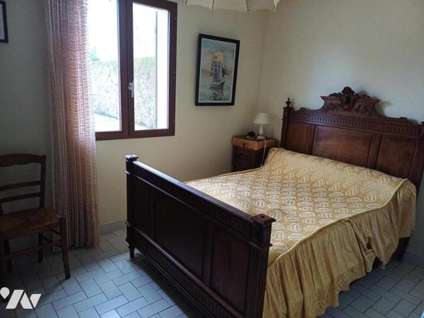 A PIRIAC-SUR-MER (44) à proximité de la Plage du Port au Loup