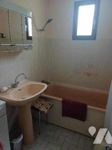 A PIRIAC-SUR-MER (44) à proximité de la Plage du Port au Loup