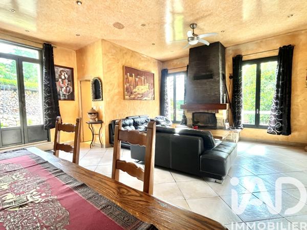 Maison à vendre 4 pièces 100 m² Mandres-les-Roses