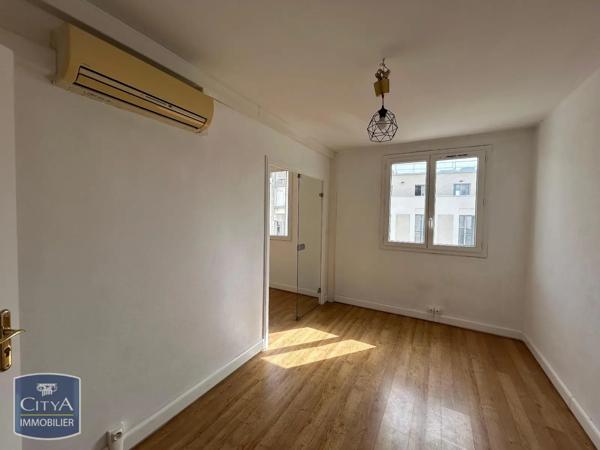 Appartement à louer 3 pièces 66.67m² Tours (37000)