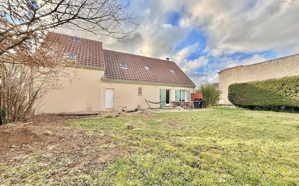 Maison à vendre    7 pièces •  Genlis