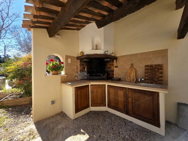 Villa d’exception de plain-pied – 200 m² sur 3 000 m² de terrain arboré