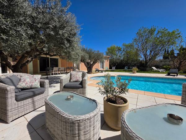 Villa d’exception de plain-pied – 200 m² sur 3 000 m² de terrain arboré