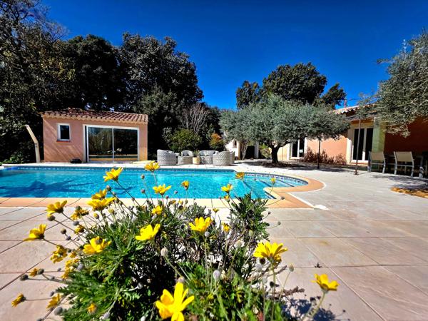 Villa d’exception de plain-pied – 200 m² sur 3 000 m² de terrain arboré