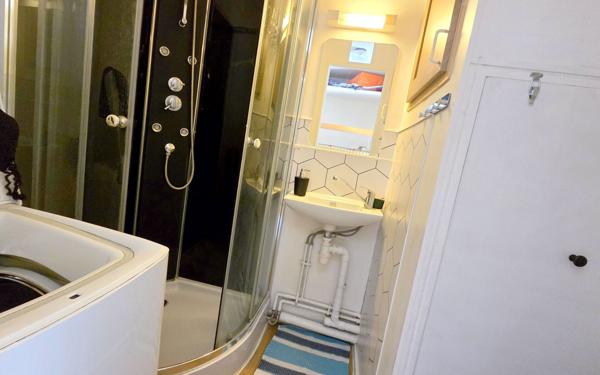 Appartement à vendre    1 pièce • 18 m2 La Seyne-sur-Mer