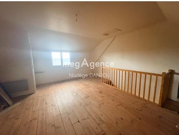 Immeuble à Landelles-et-Coupigny, 14380 - 133m²