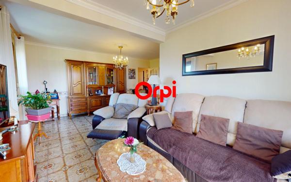 Appartement à vendre    4 pièces • 71 m2 Vaulx-en-Velin