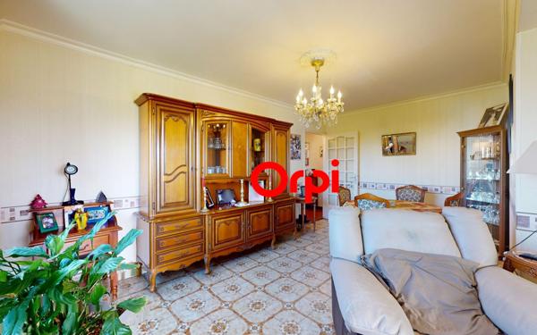 Appartement à vendre    4 pièces • 71 m2 Vaulx-en-Velin