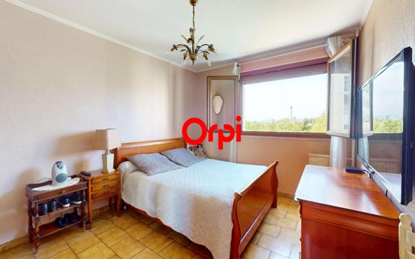 Appartement à vendre    4 pièces • 71 m2 Vaulx-en-Velin