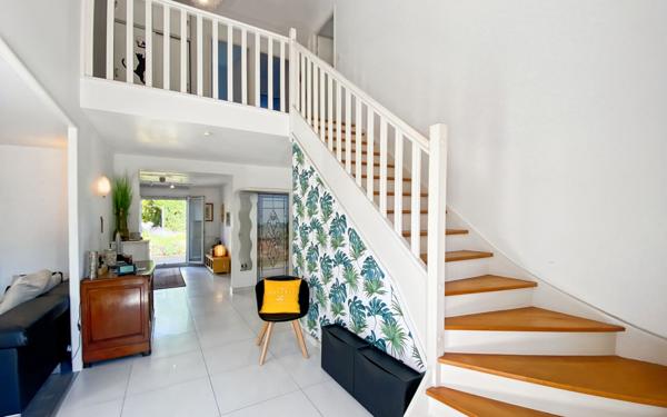 Maison à vendre    5 pièces • 160,90 m2 Larmor-Plage