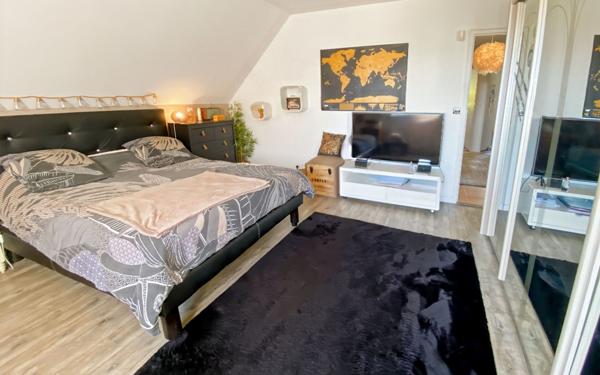 Maison à vendre    5 pièces • 160,90 m2 Larmor-Plage