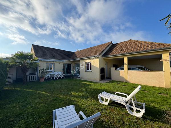 Maison de plain pied à vendre à Varennes-le-Grand