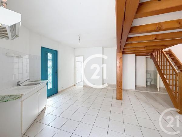 Maison à vendre  2 pièces - 48 m 2   COGNAC  - 16