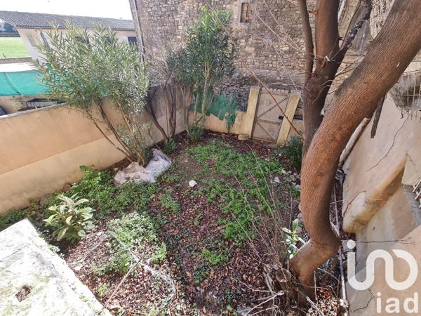 Maison 13 pièces de 248 m² à Orsan (30200)