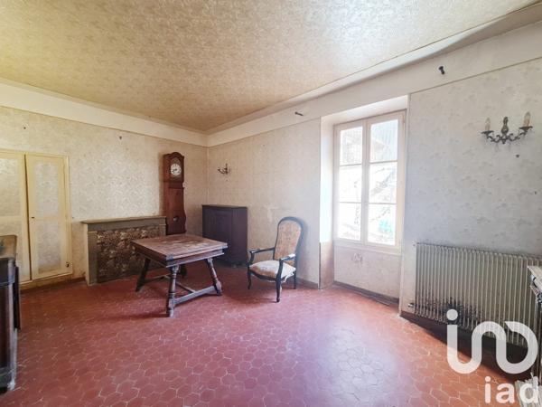 Maison 13 pièces de 248 m² à Orsan (30200)