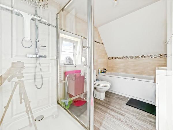 FERMETTE DE CARACTÈRE  140 M²  / 4 CHAMBRES  / 5 564 M² DE TERRAIN DONT PARTIE CONSTRUCTIBLE ? LA GORGUE