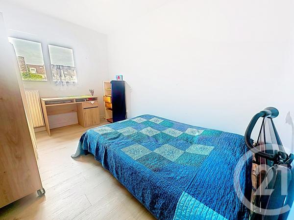 Appartement F5 à vendre  4 pièces - 91,35 m 2   PERIGUEUX  - 24