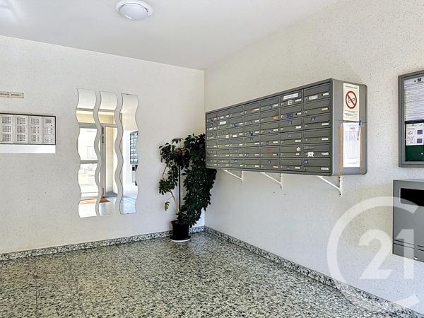 Appartement F5 à vendre  4 pièces - 91,35 m 2   PERIGUEUX  - 24