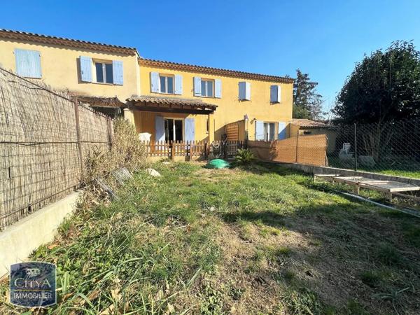 Maison à louer 4 pièces 82.02m² Sauveterre (30150)