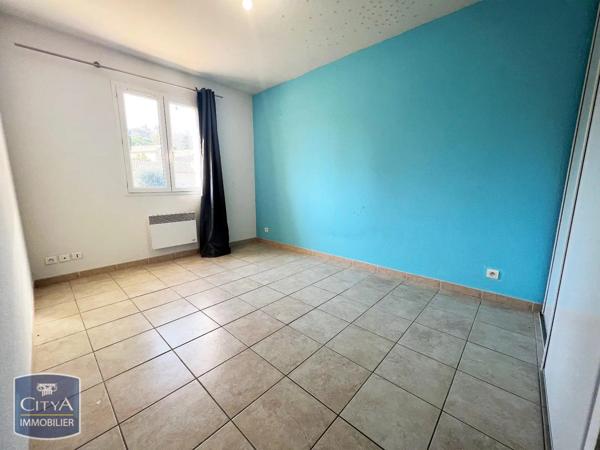 Maison à louer 4 pièces 82.02m² Sauveterre (30150)
