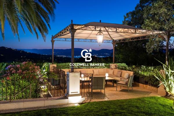 Maison 9 pièces à vendre St Tropez - 83990 / Réf: 21800-PL