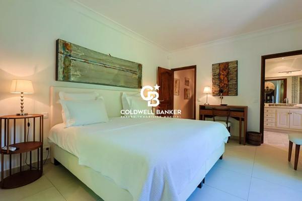 Maison 9 pièces à vendre St Tropez - 83990 / Réf: 21800-PL