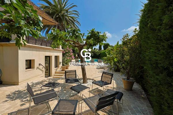 Maison 9 pièces à vendre St Tropez - 83990 / Réf: 21800-PL