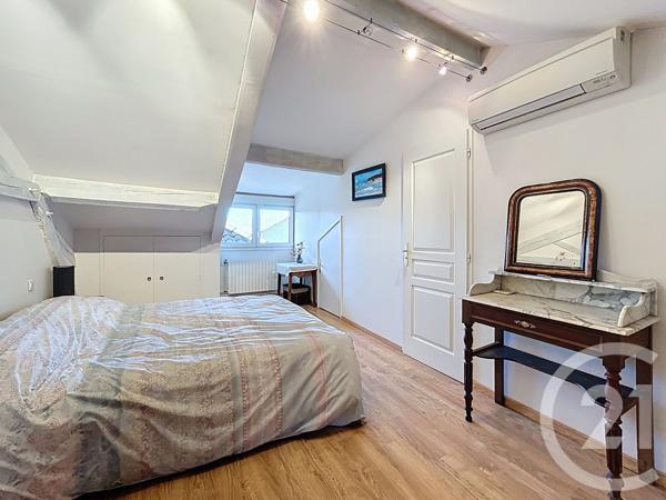 Maison à vendre  5 pièces - 196 m 2   AGEN  - 47