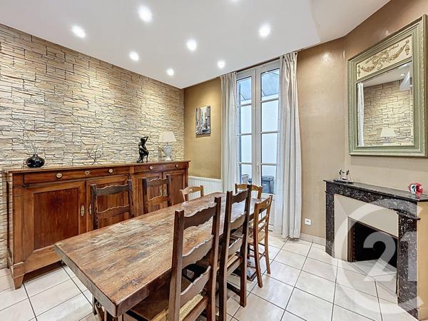Maison à vendre  5 pièces - 196 m 2   AGEN  - 47