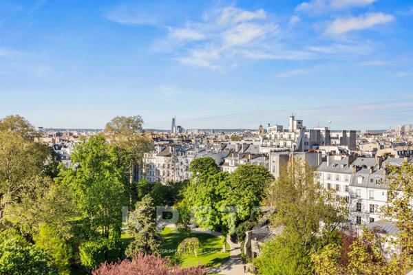 Dernier étage de standing et vues sur monuments