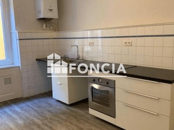 Location Appartement 3 pièces 70.08 m² - 25 BIS AVENUE DE VIZILLE Grenoble 38000