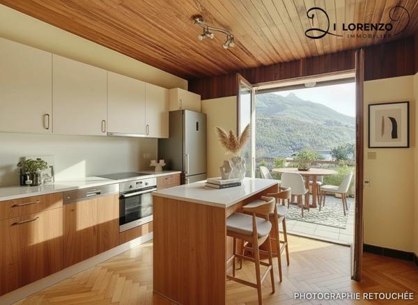 Maison à rénover sur grand sous-sol avec 2 garages et combles aménageables VIMINES (73)