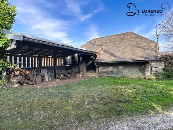 Maison à rénover sur grand sous-sol avec 2 garages et combles aménageables VIMINES (73)