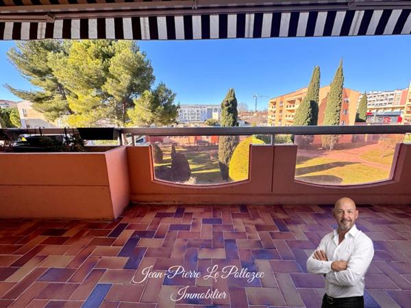 Appartement 5 pièce(s) 101 m2 avec parking