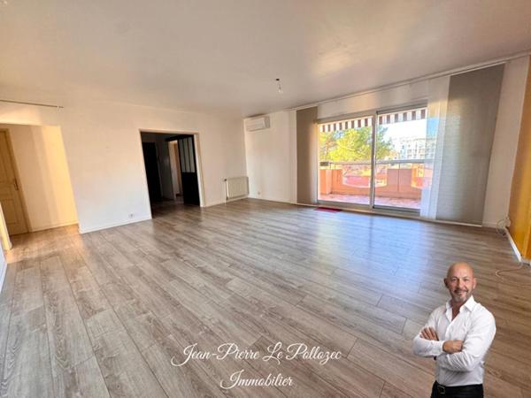 Appartement 5 pièce(s) 101 m2 avec parking