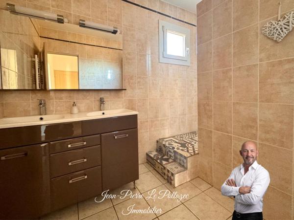 Appartement 5 pièce(s) 101 m2 avec parking