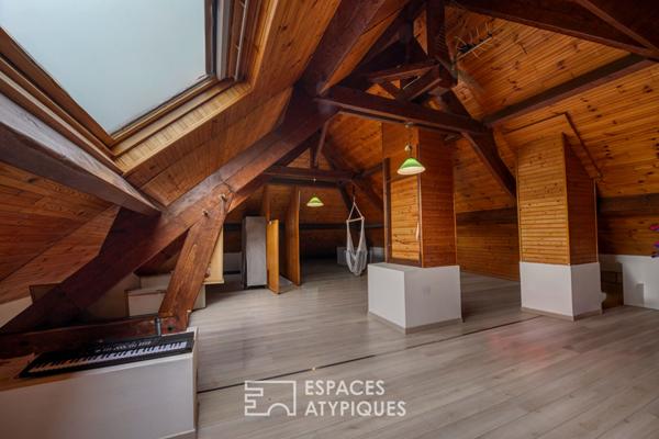 Maison singulière avec jardin et garage au coeur de la Mare au Clerc