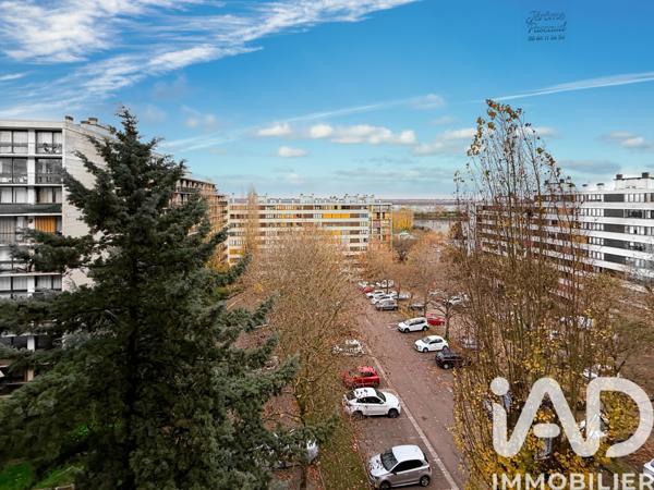 Appartement à vendre 4 pièces 67 m² Fontenay-le-Fleury
