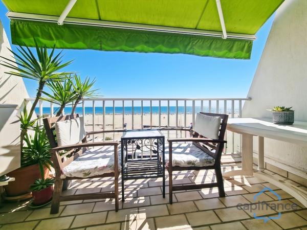 Appartement VUE MER en 1ère ligne et au DERNIER ETAGE - T2 rénové et traversant de 40m² + Terrasse - La GRANDE-MOTTE (34)