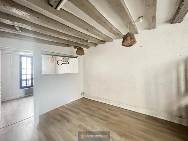 Coulommiers (77120) IMMEUBLE LOCAL COMMERCIAL 90 m2 ENVIRON COULOMMIERS