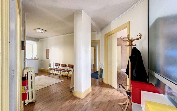 Appartement à vendre    1 pièce •  Montluçon