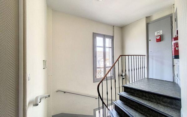 Appartement à vendre    1 pièce •  Montluçon
