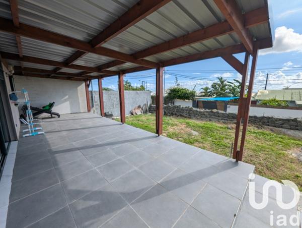 Maison 4 pièces de 117 m² à Sainte-Suzanne (97441)