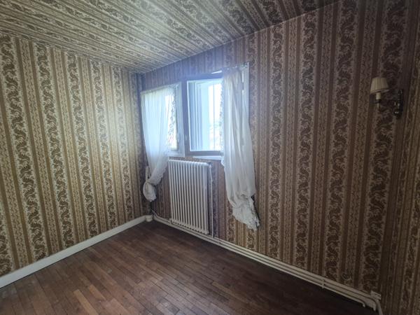 Maison 4 pièce(s) 2 chambre(s) 103 m²