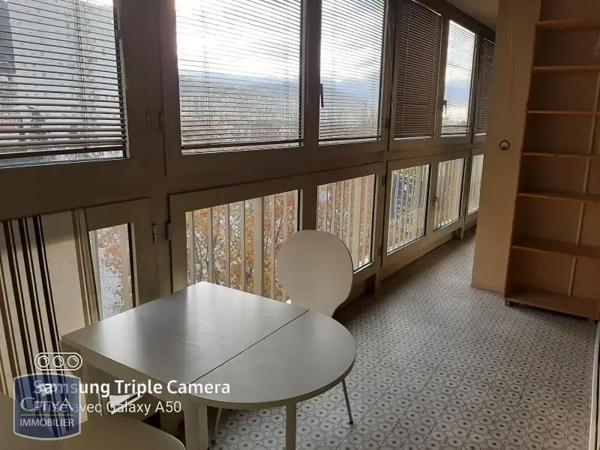 Appartement à louer 2 pièces 53.46m²