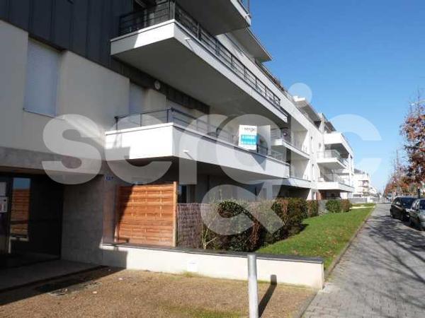 Location Parking 10 49240 Avrille 23 0629 01 0211