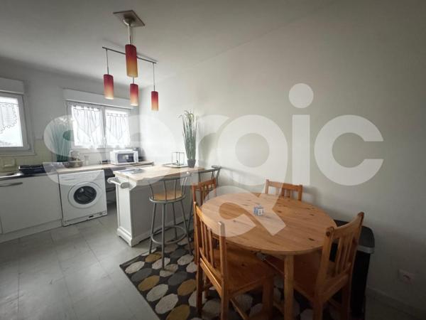 Location 2 Pieces 49 45800 Saint Jean De Braye 23 0986 01 0078
