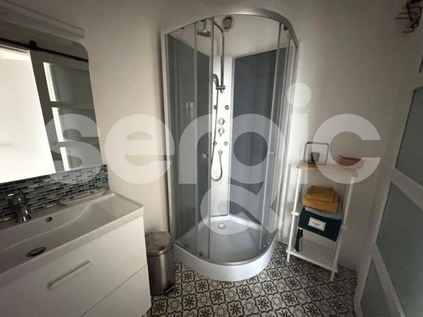 Location 2 Pieces 49 45800 Saint Jean De Braye 23 0986 01 0078