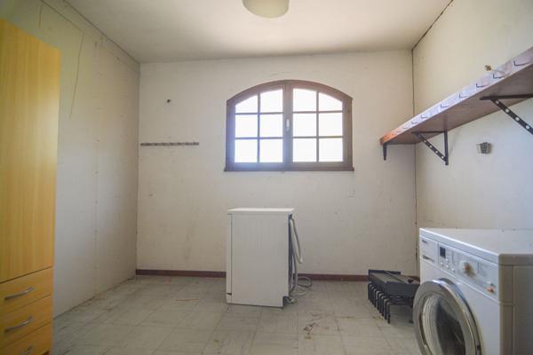 Maison Maison à rénover - Saint Medard En Jalles 5 pièce(s) 98 m2 - fort potentiel d'évolution ! 98 m²