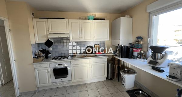 Location Appartement 3 pièces 63.71 m² - Guilherand-granges 07500